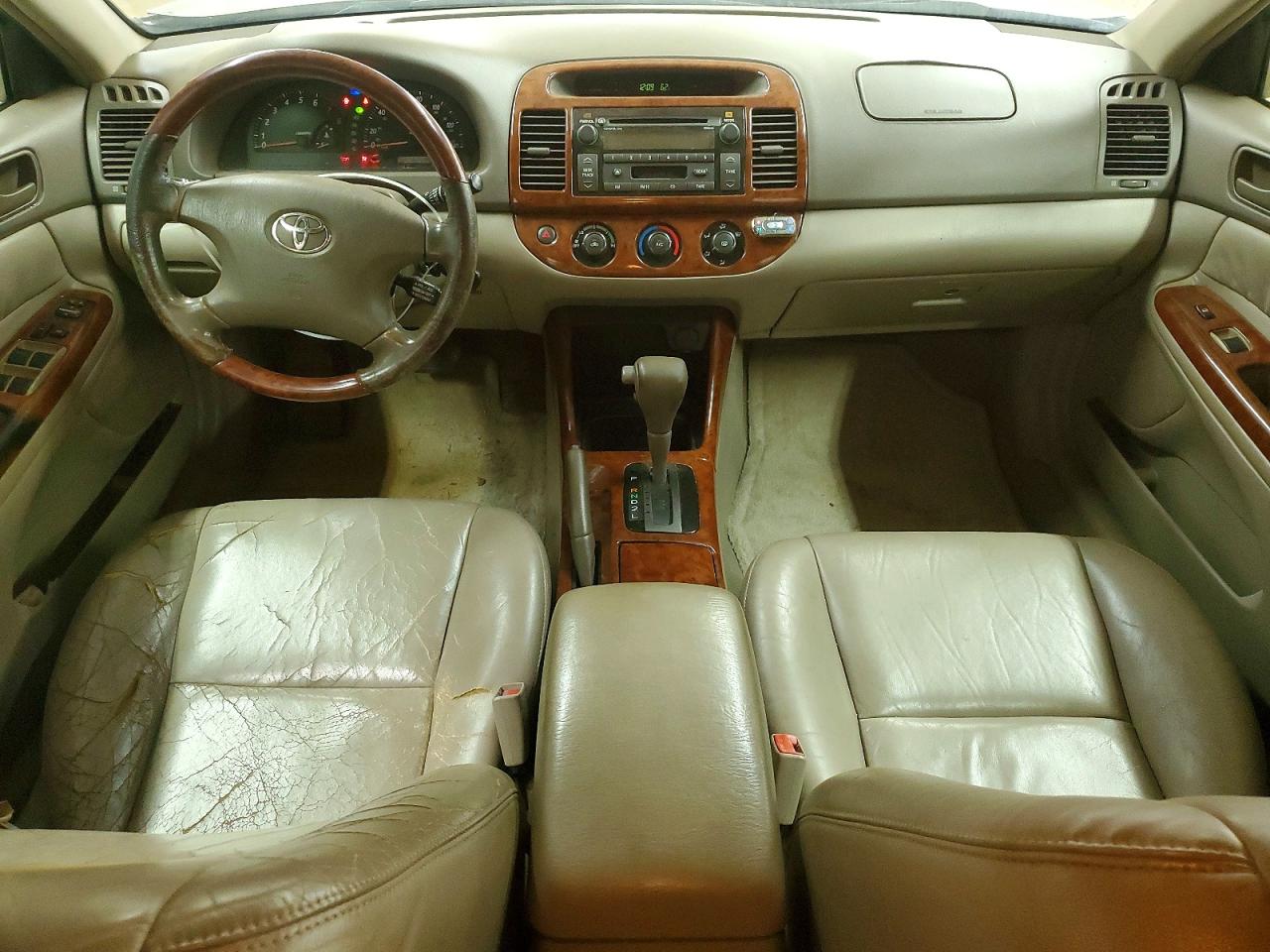 2003 TOYOTA CAMRY LE photo 15