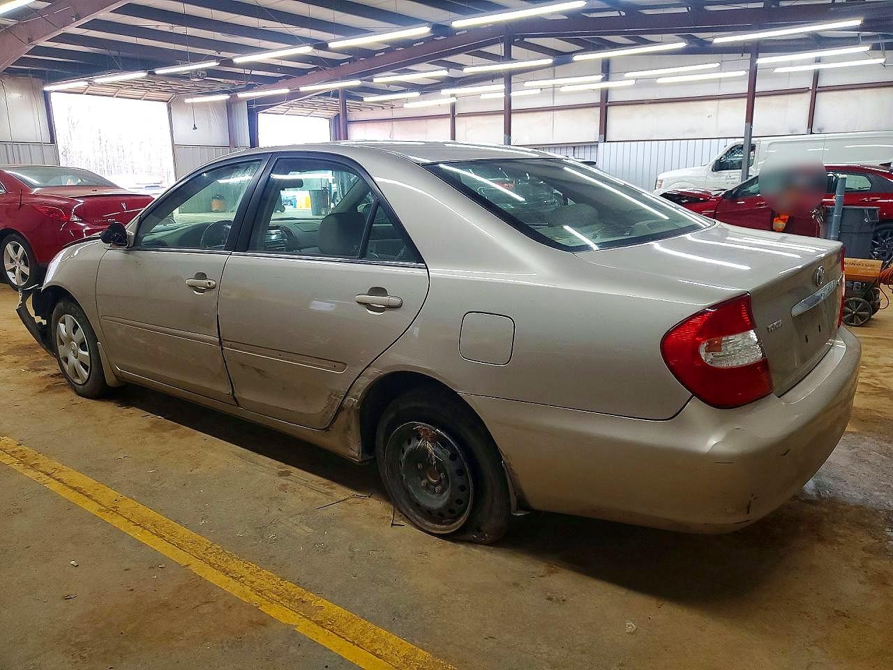 2003 TOYOTA CAMRY LE photo 3