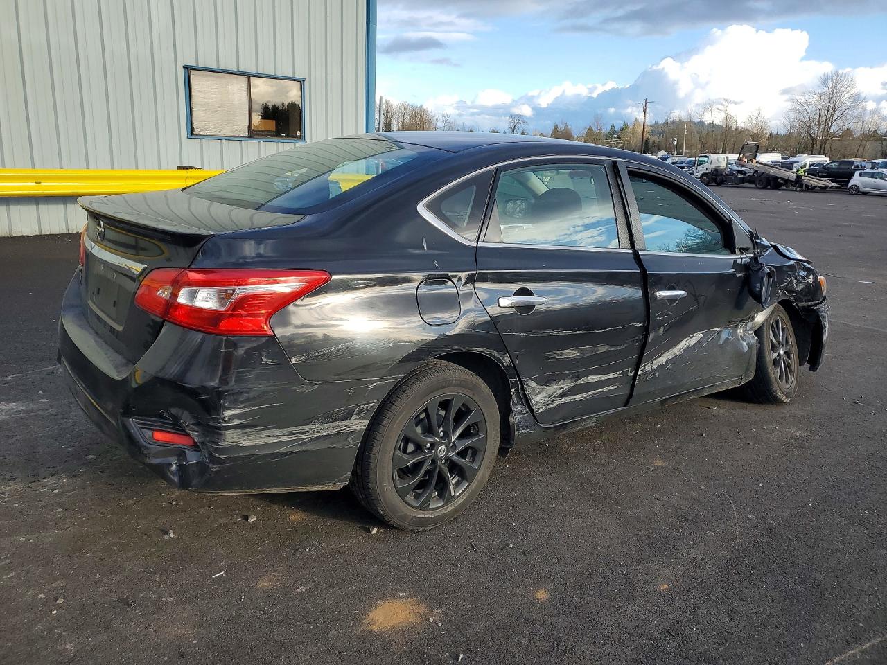 2018 NISSAN SENTRA S photo 5