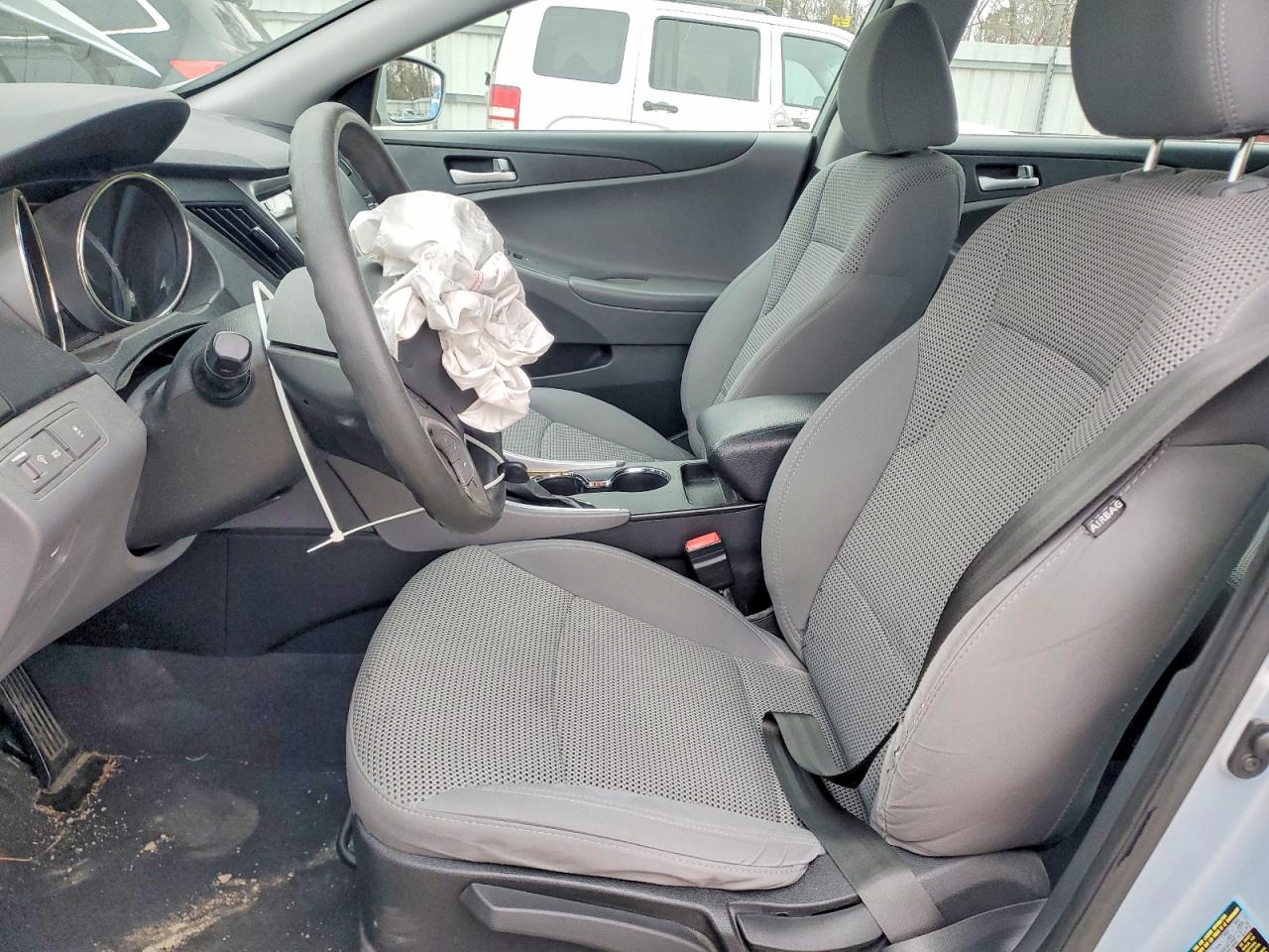 2012 HYUNDAI SONATA GLS photo 19