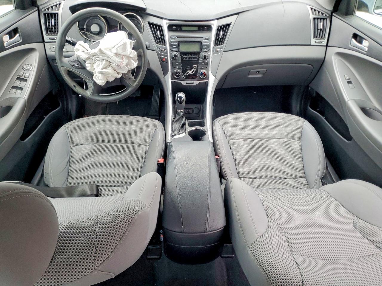 2012 HYUNDAI SONATA GLS photo 22