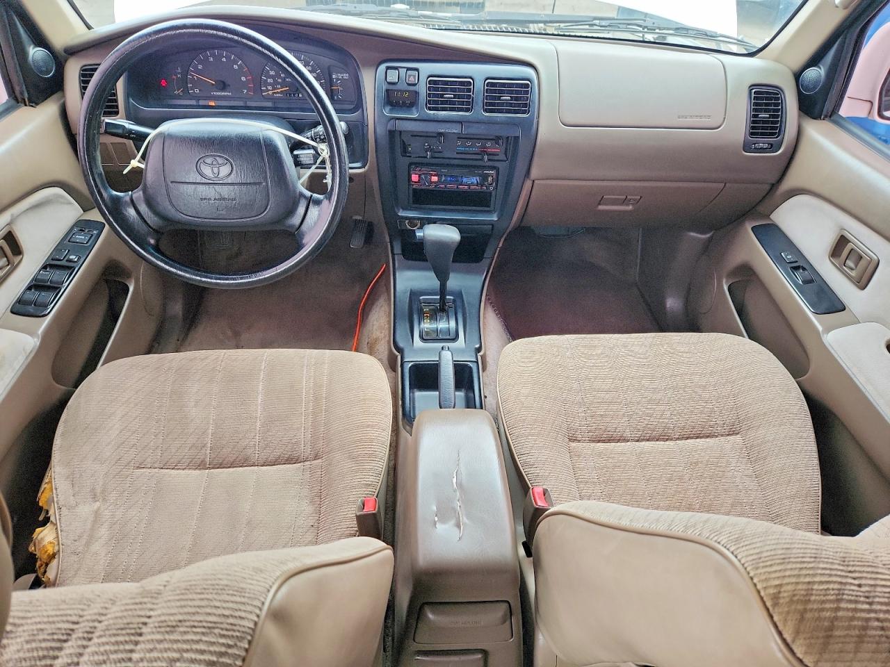 1996 TOYOTA 4RUNNER SR5 photo 8