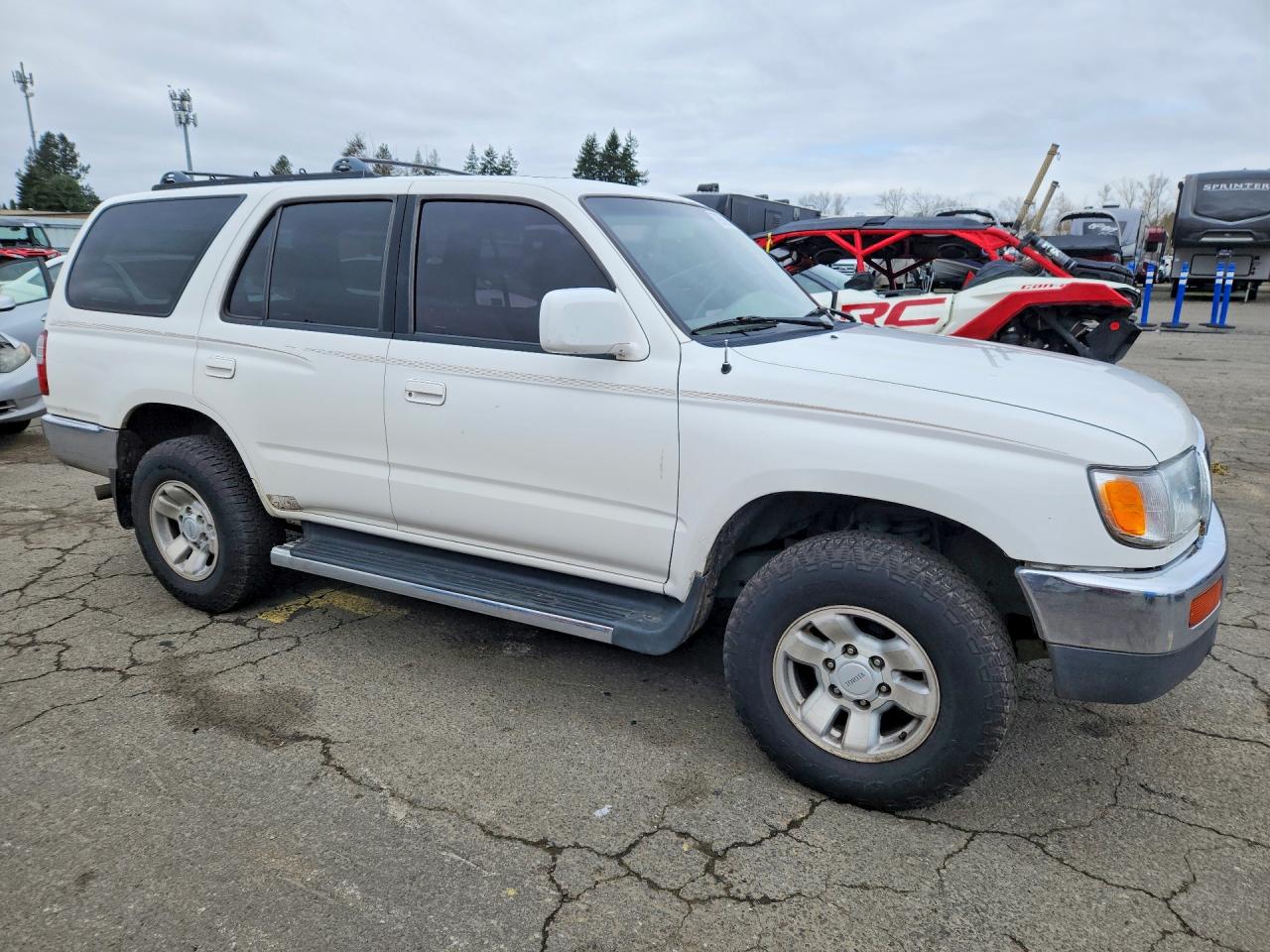 1996 TOYOTA 4RUNNER SR5 photo 4