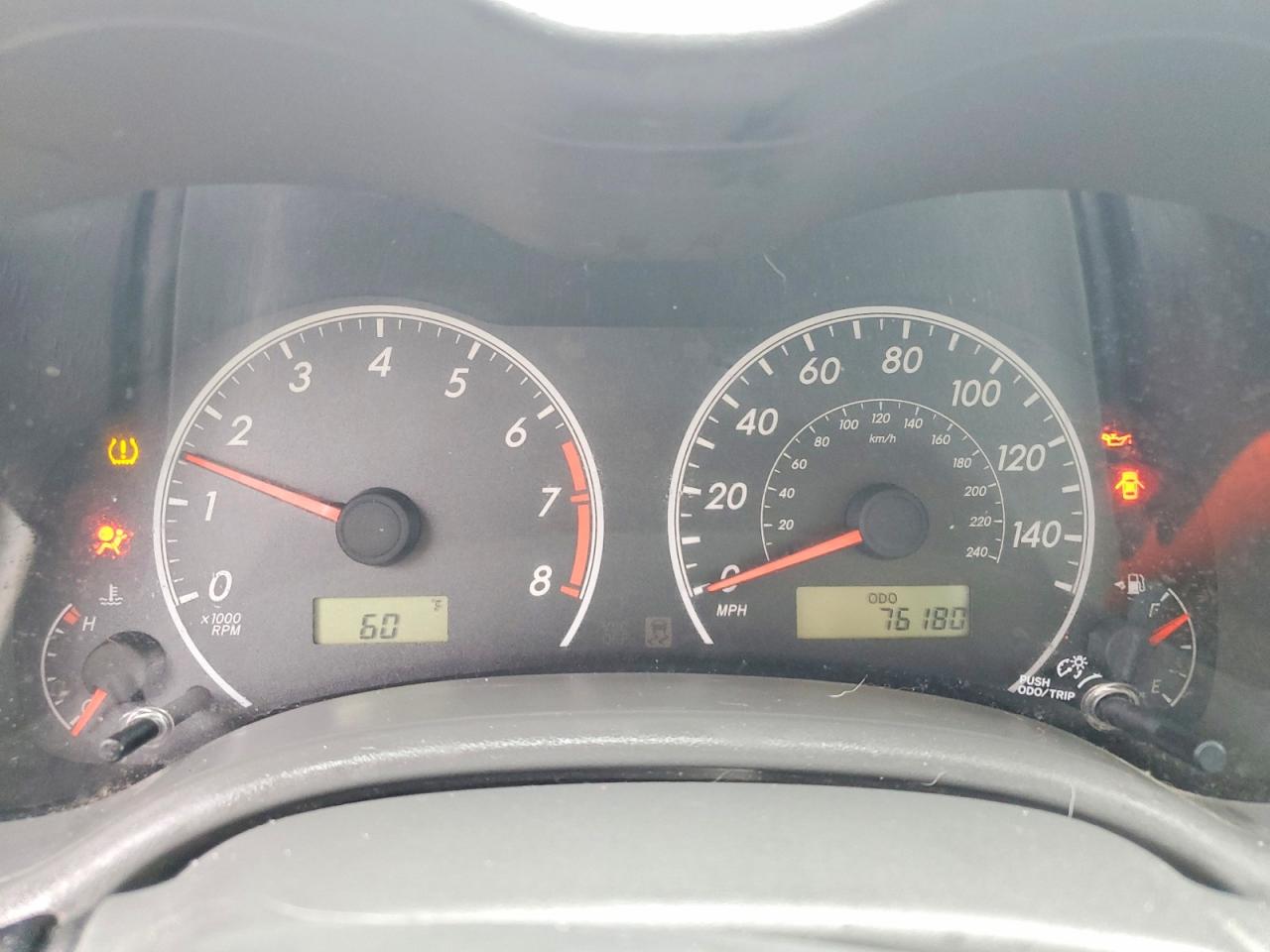 2010 TOYOTA COROLLA LE photo 17