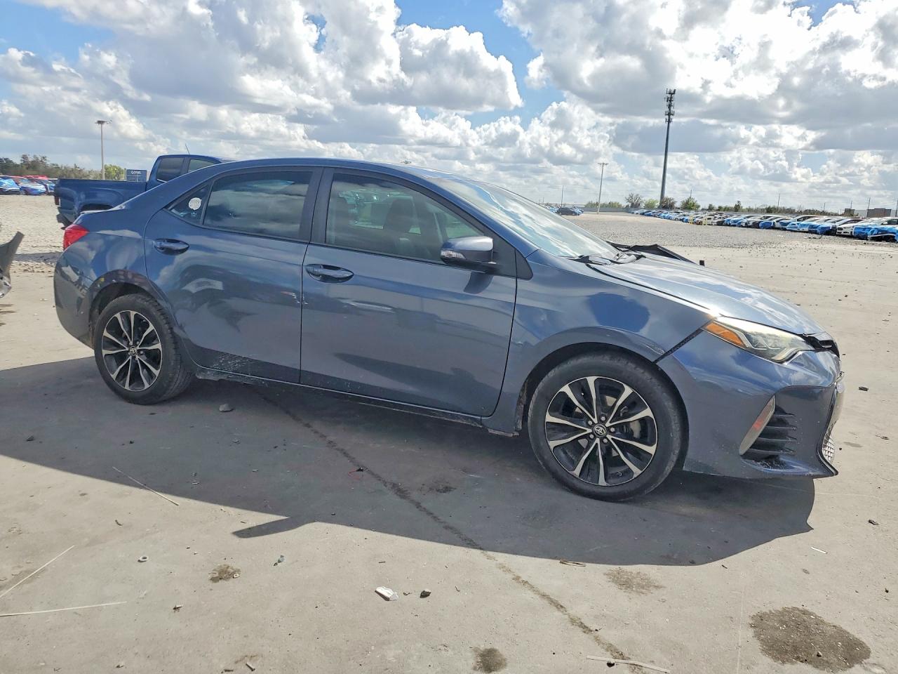 2019 TOYOTA COROLLA SE photo 7