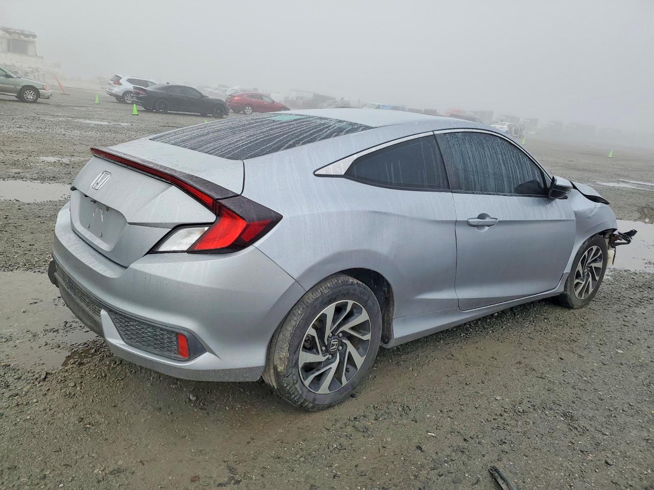 2017 HONDA CIVIC LX photo 3