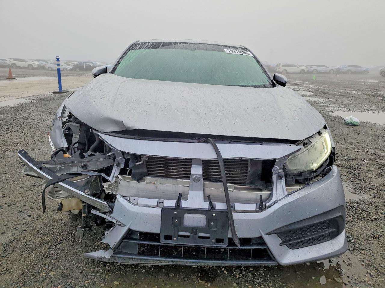 2017 HONDA CIVIC LX photo 5
