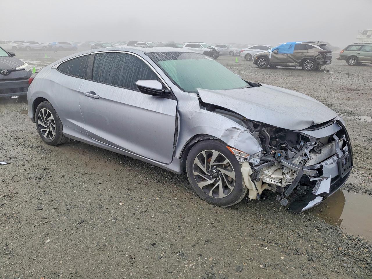 2017 HONDA CIVIC LX photo 4