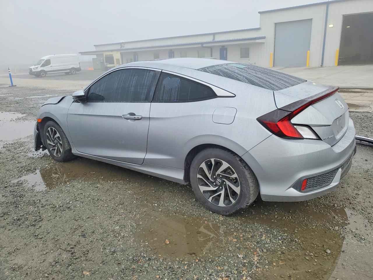 2017 HONDA CIVIC LX photo 2