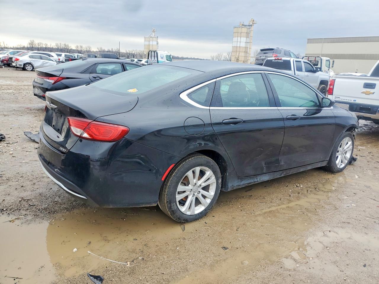 2016 CHRYSLER 200 LIMITED photo 5