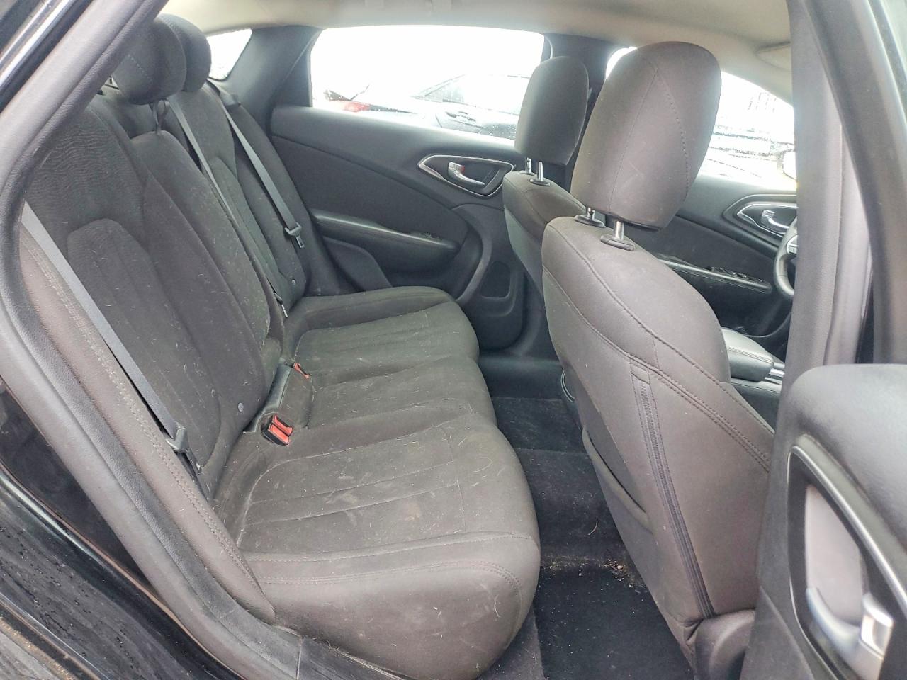 2016 CHRYSLER 200 LIMITED photo 19