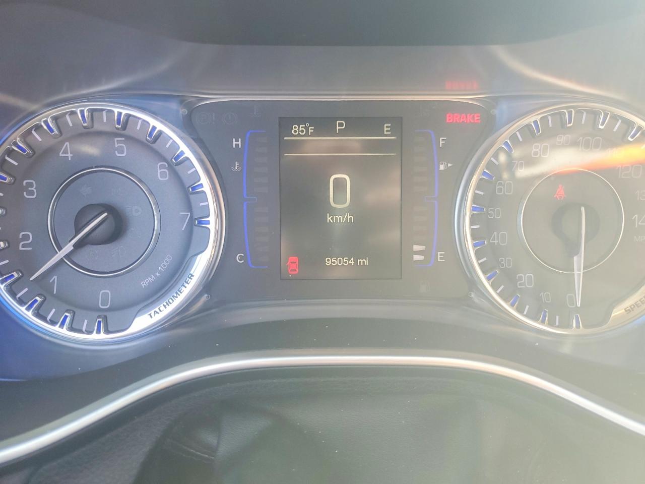 2016 CHRYSLER 200 LIMITED photo 17