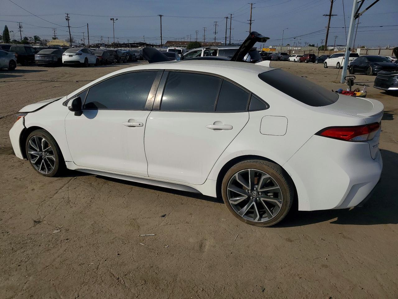 2020 TOYOTA COROLLA SE photo 4
