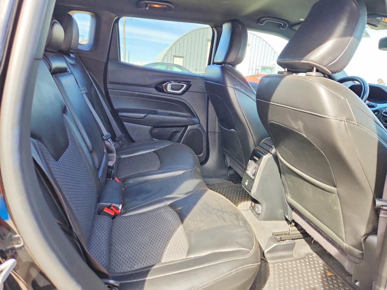 2022 JEEP COMPASS LATITUDE photo 28