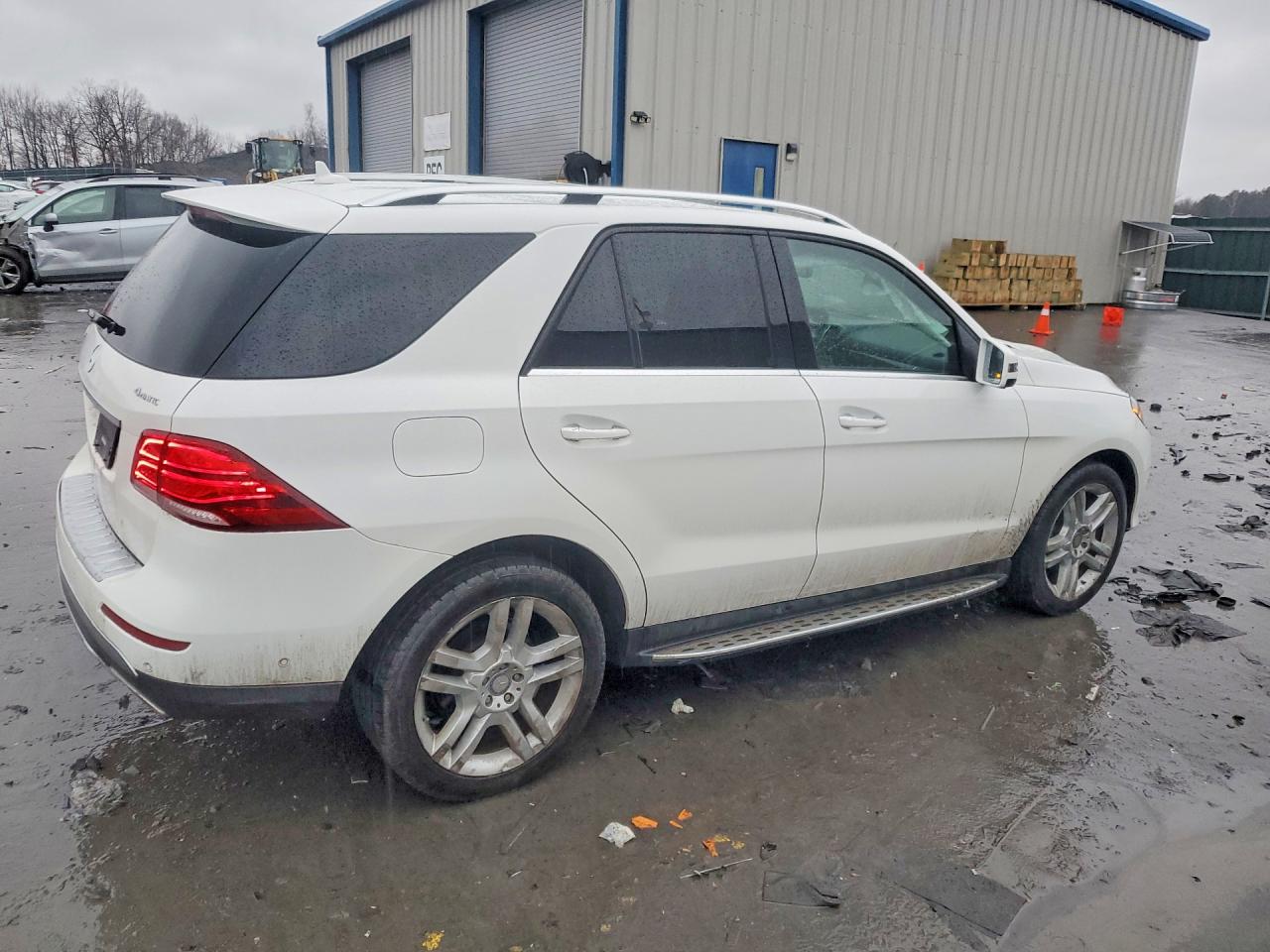 2017 MERCEDES-BENZ GLE 350 4MATIC photo 3