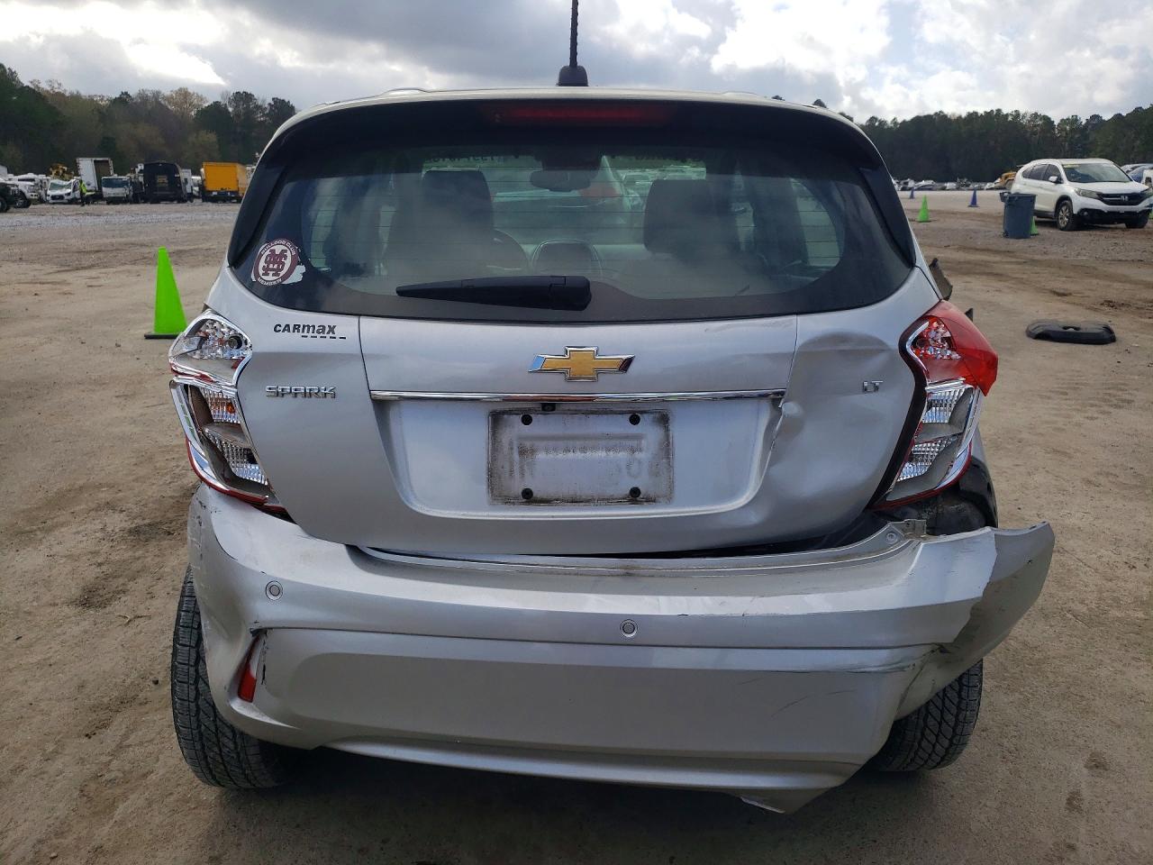 2017 CHEVROLET SPARK 2LT photo 16