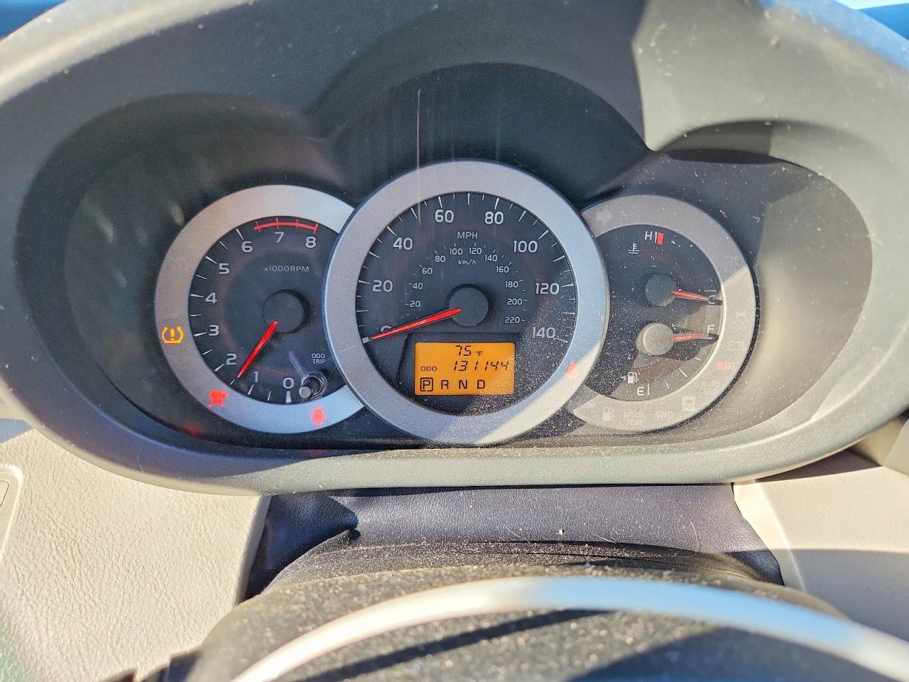 2011 TOYOTA RAV4 BASE photo 17