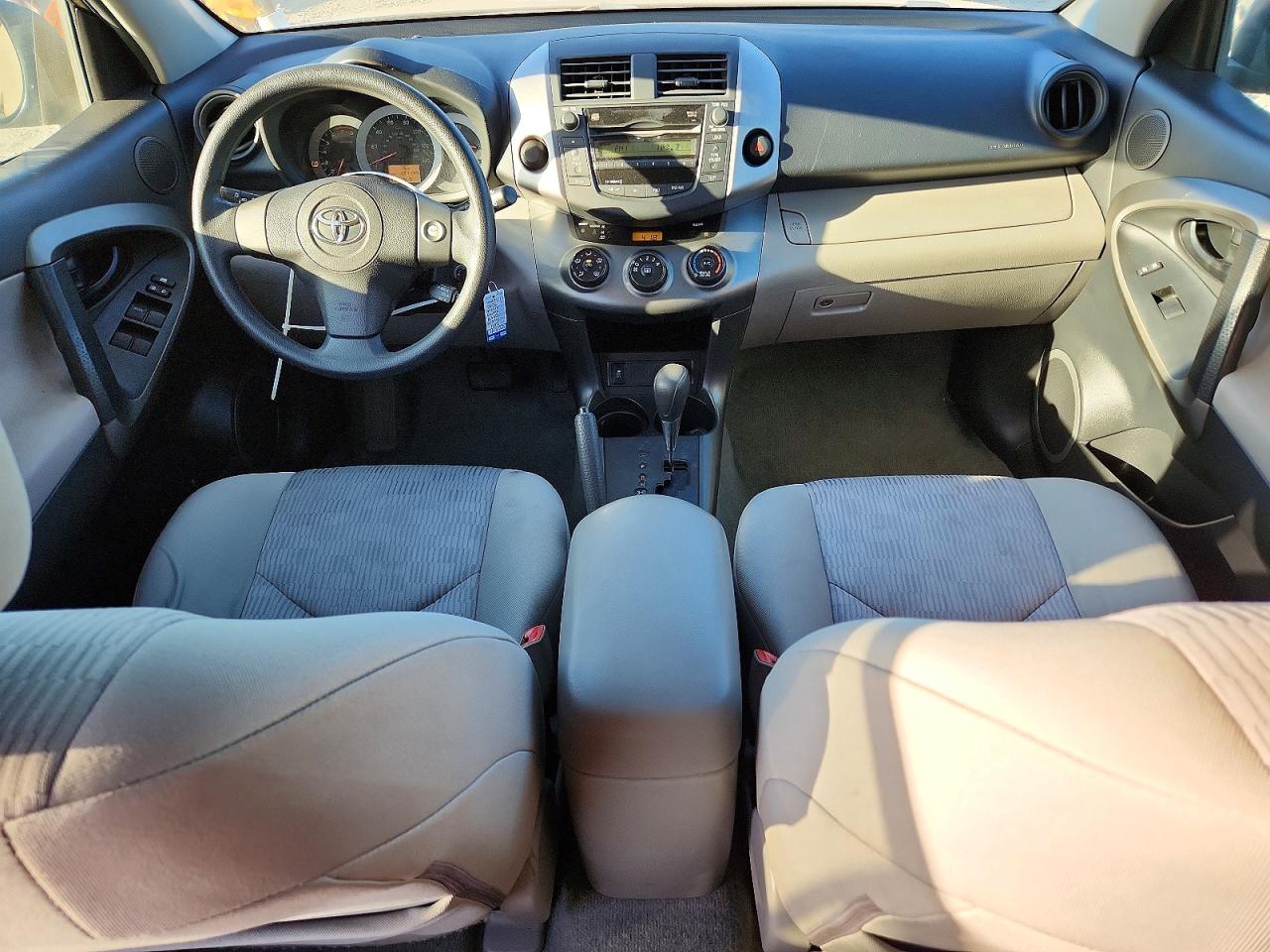2011 TOYOTA RAV4 BASE photo 15