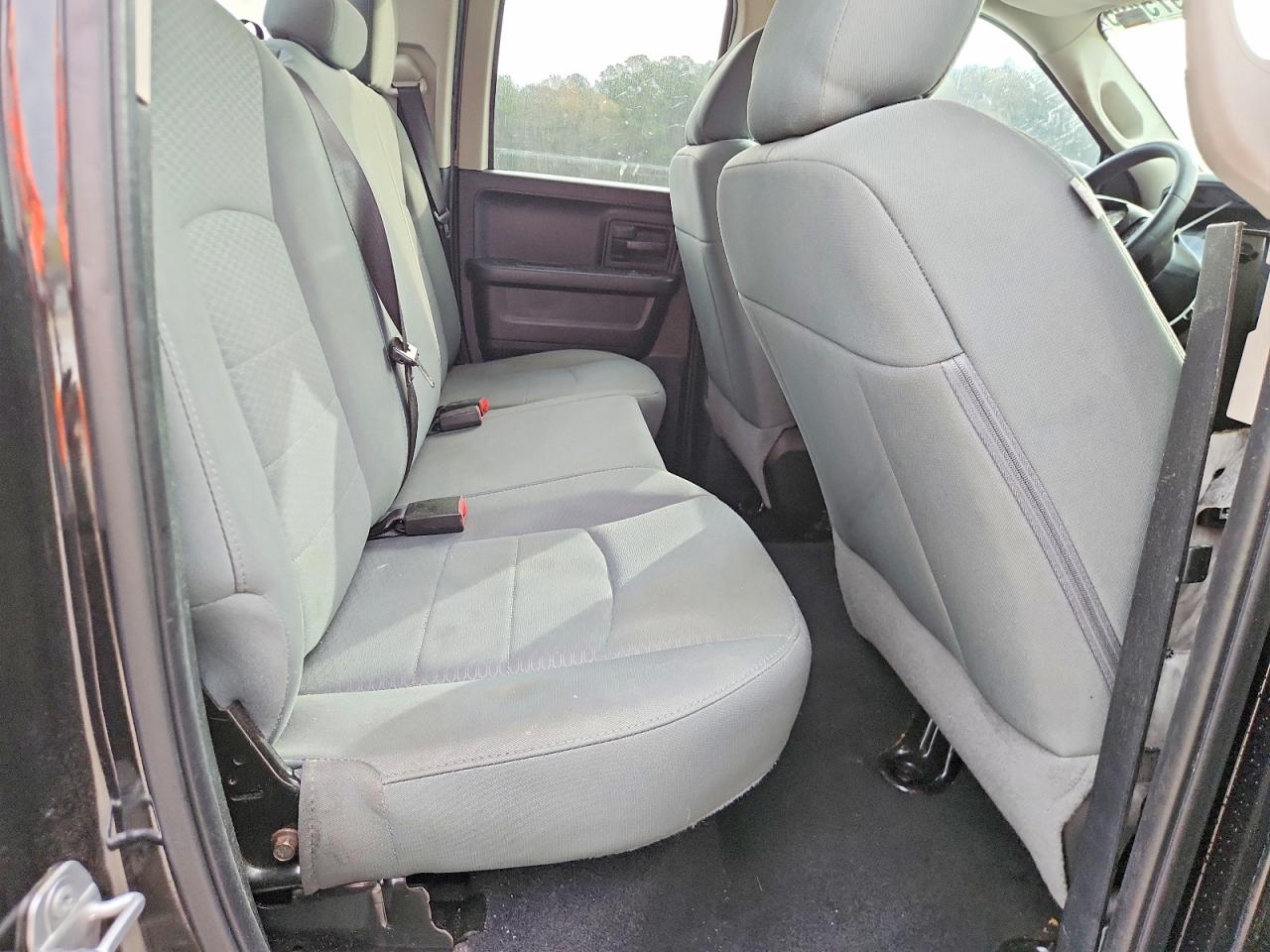 2018 RAM 1500 photo 19