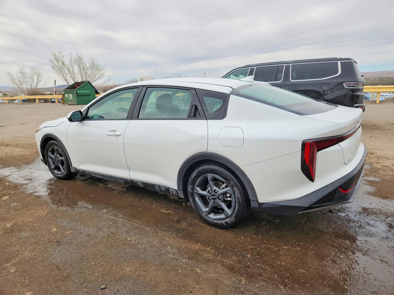 2025 KIA K4 LXS photo 2