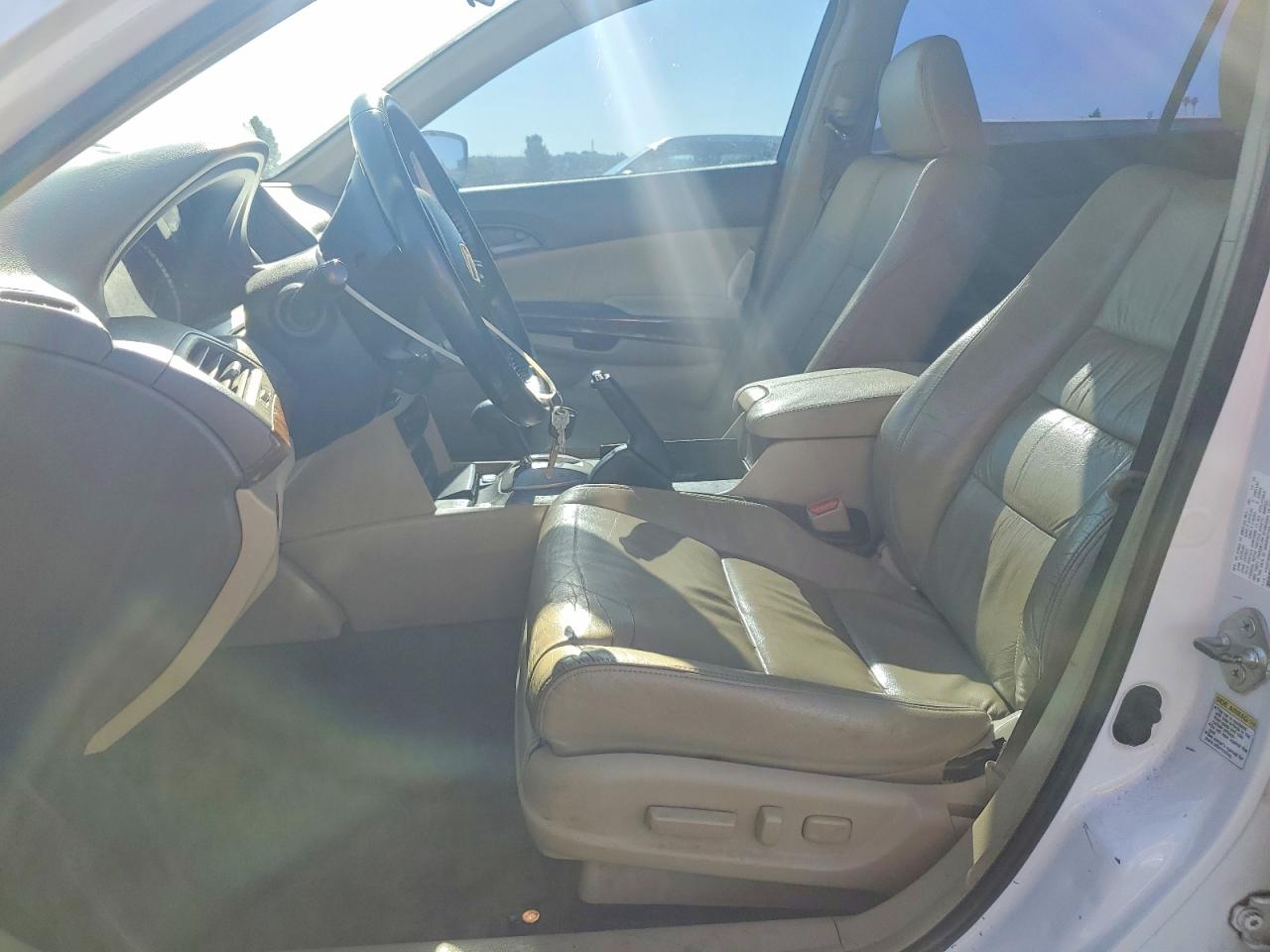 2009 HONDA ACCORD EXL photo 13