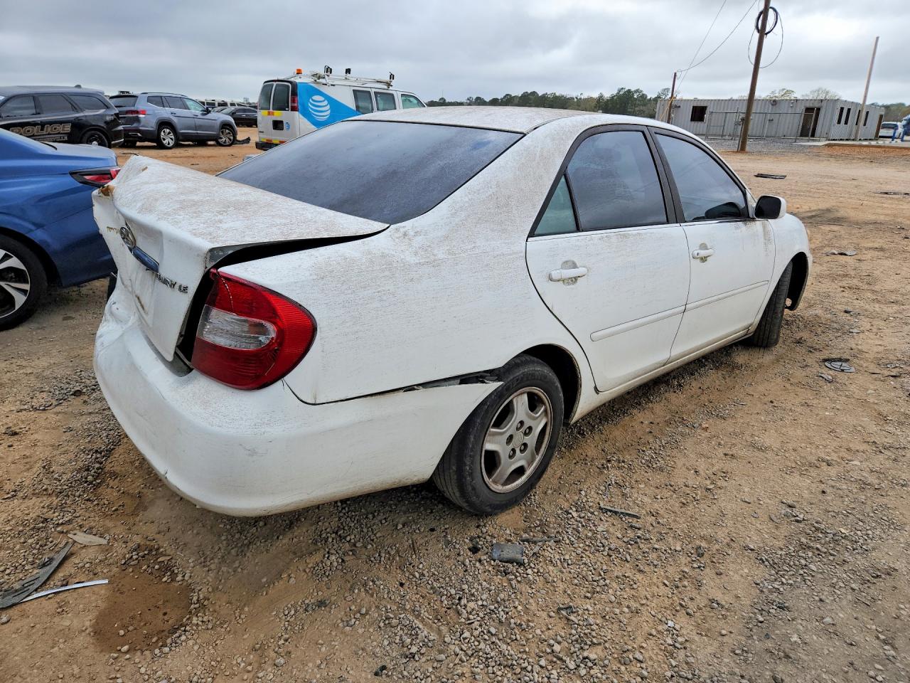 2002 TOYOTA CAMRY photo 3