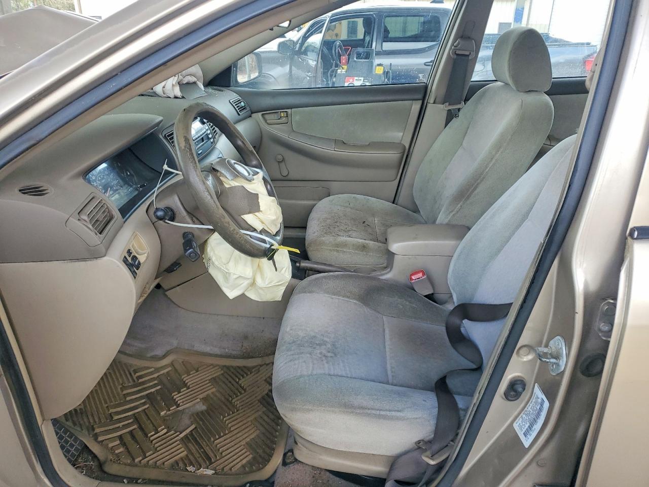 2004 TOYOTA COROLLA CE photo 7