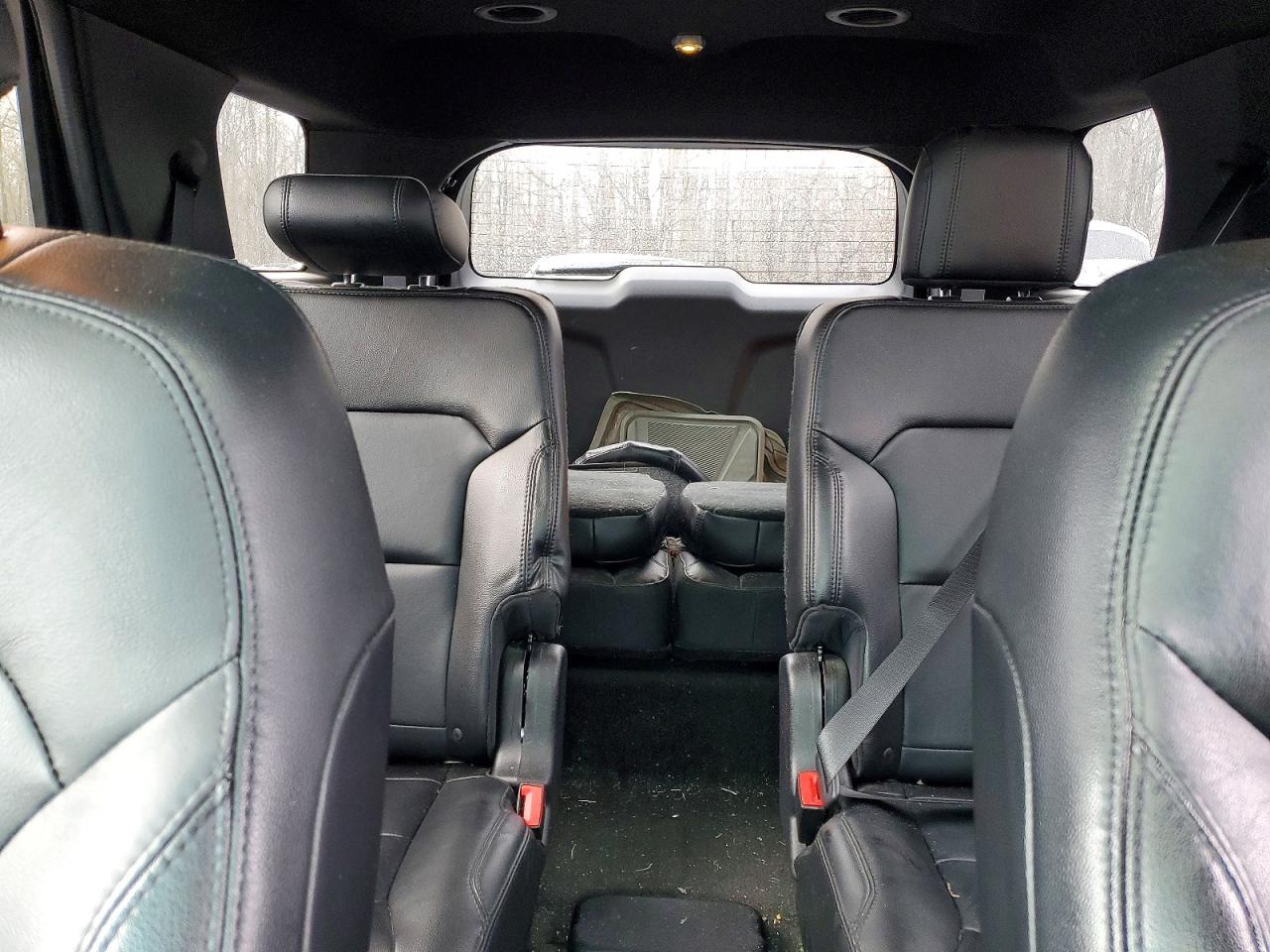 2016 FORD EXPLORER XLT photo 10