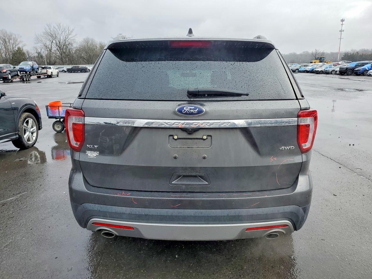 2016 FORD EXPLORER XLT photo 6