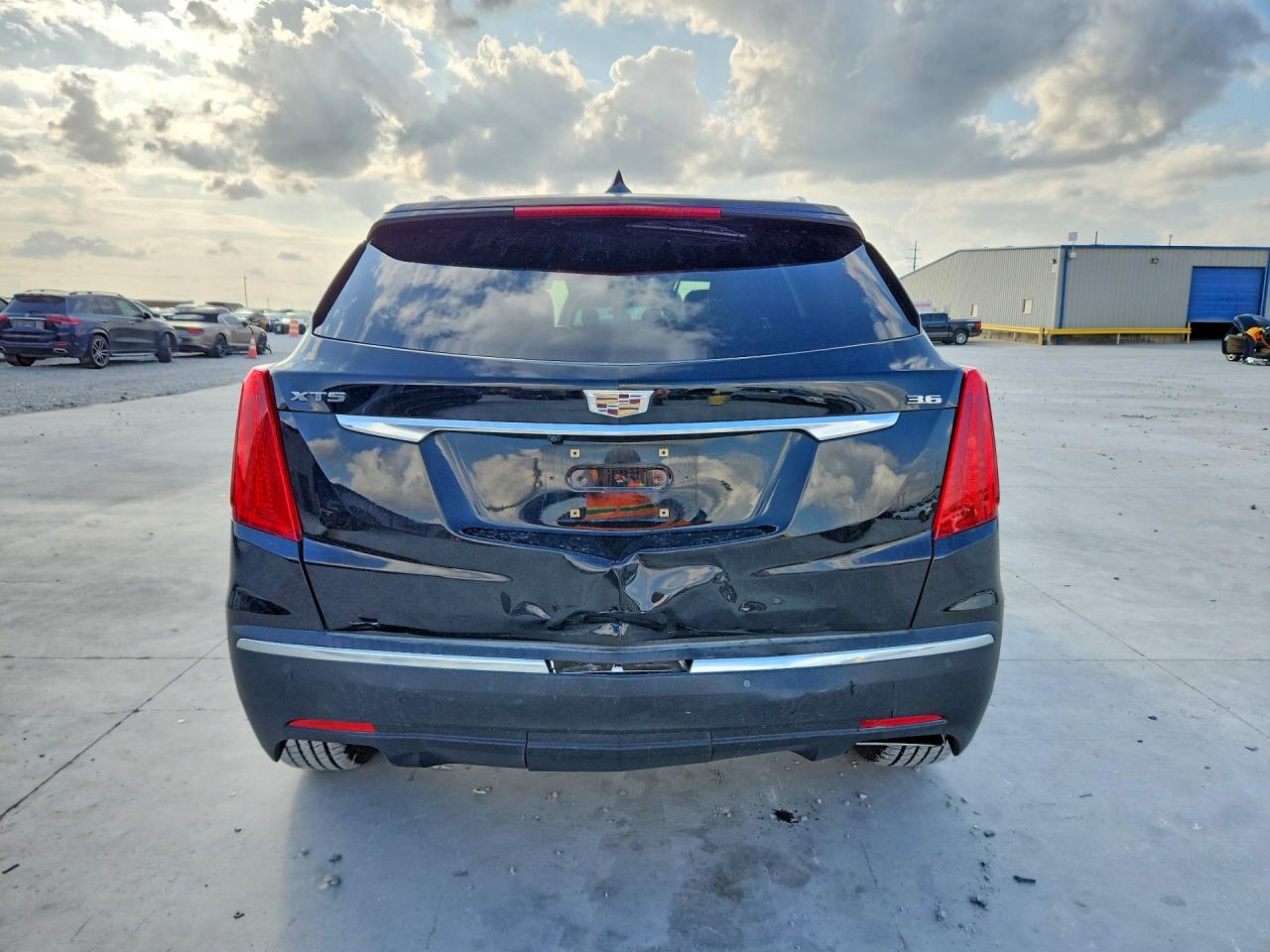 2017 CADILLAC XT5 LUXURY photo 11