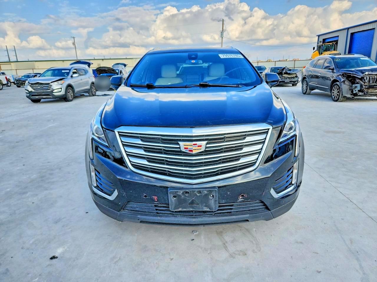 2017 CADILLAC XT5 LUXURY photo 9