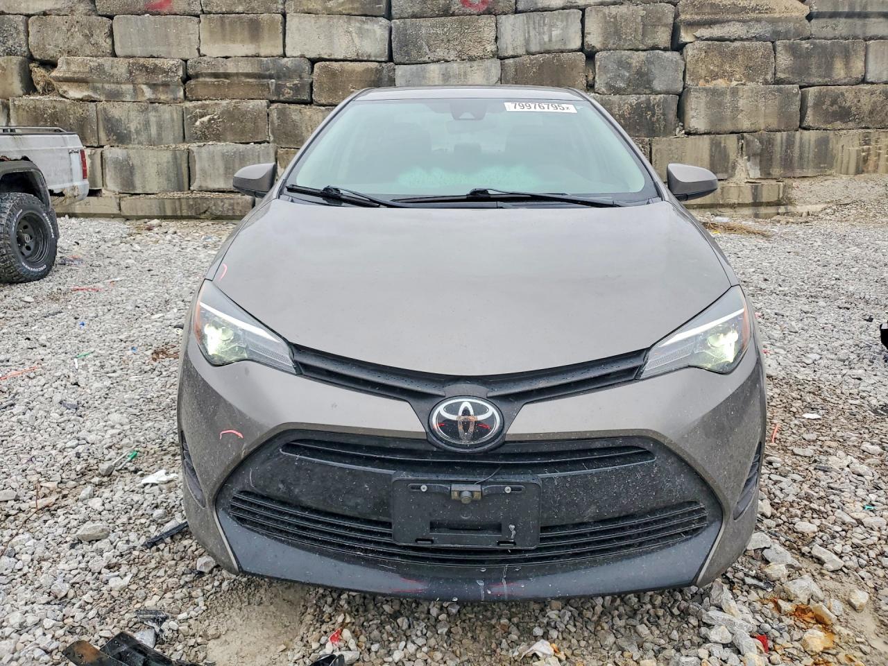 2019 TOYOTA COROLLA LE photo 9