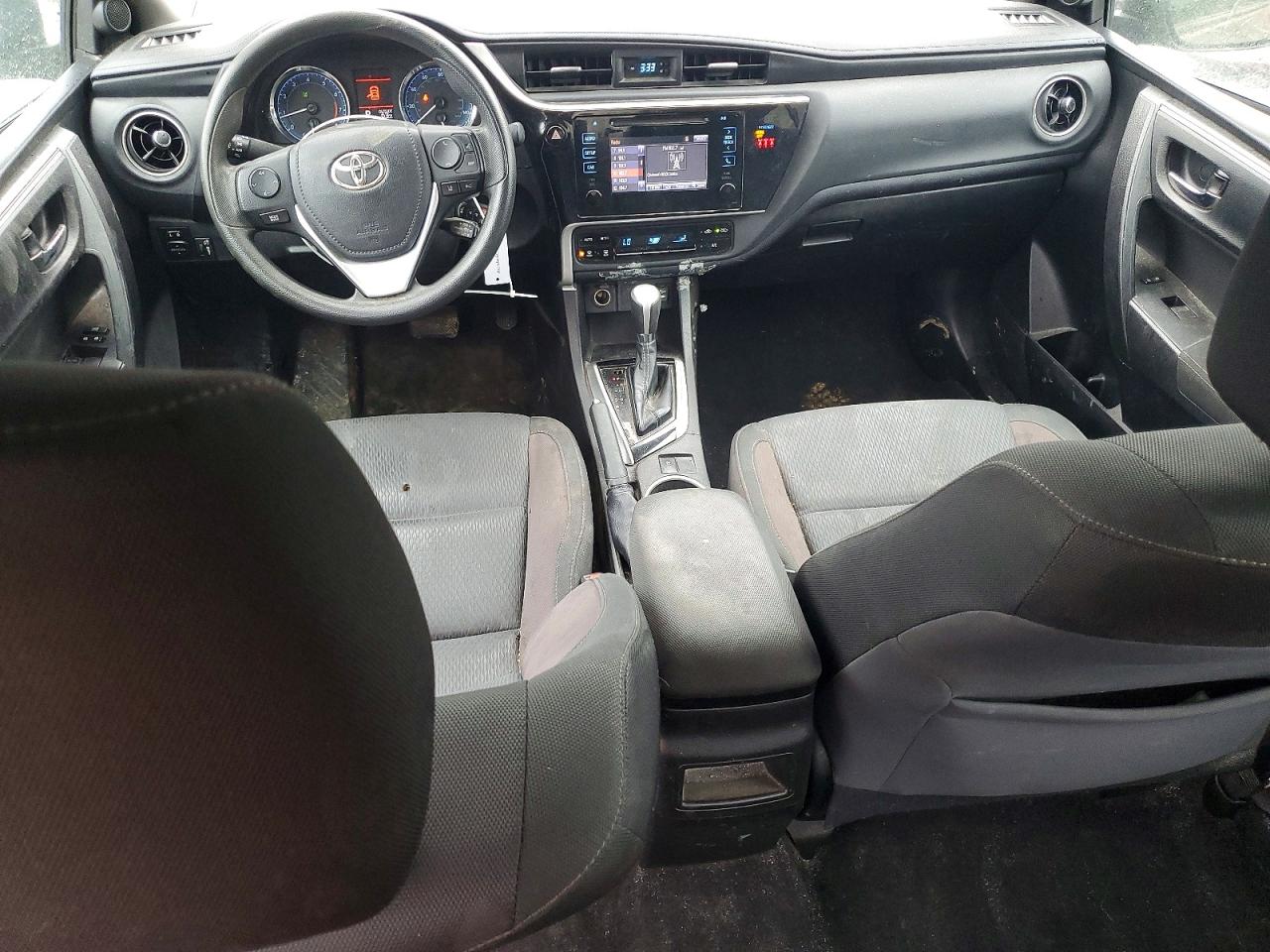 2019 TOYOTA COROLLA LE photo 15