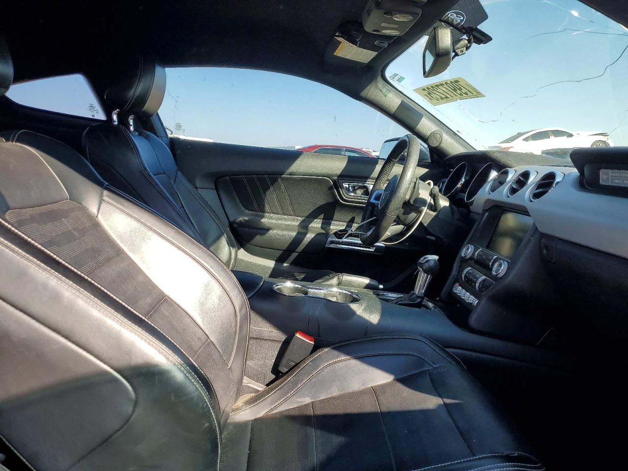 2015 FORD MUSTANG GT photo 10