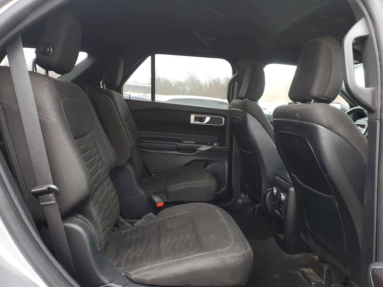 2020 FORD EXPLORER XLT photo 28