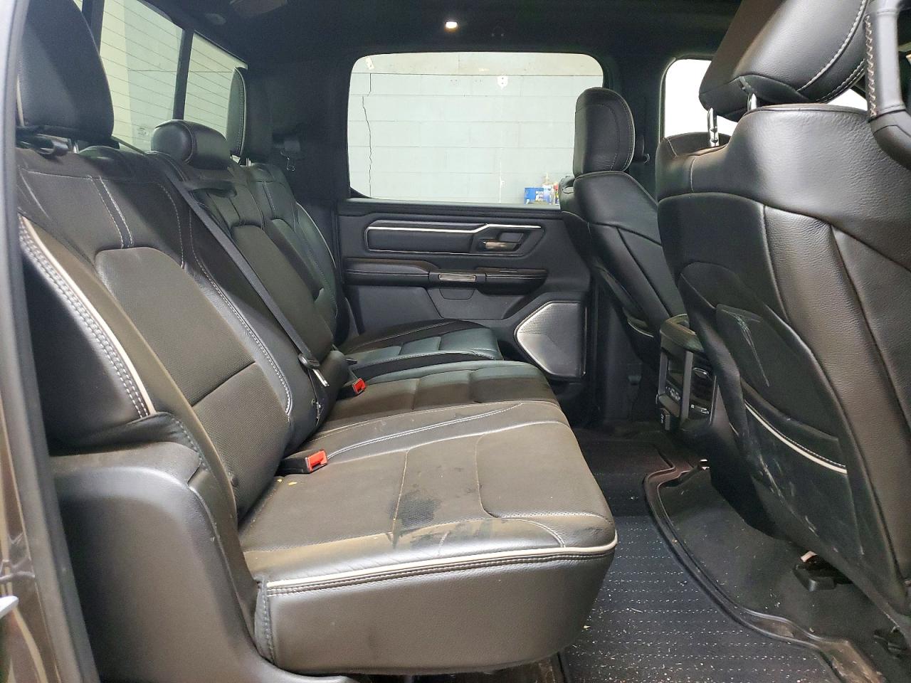 2019 RAM 1500 LIMITED photo 28