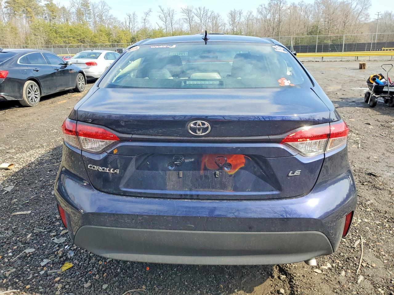 2025 TOYOTA COROLLA LE photo 11