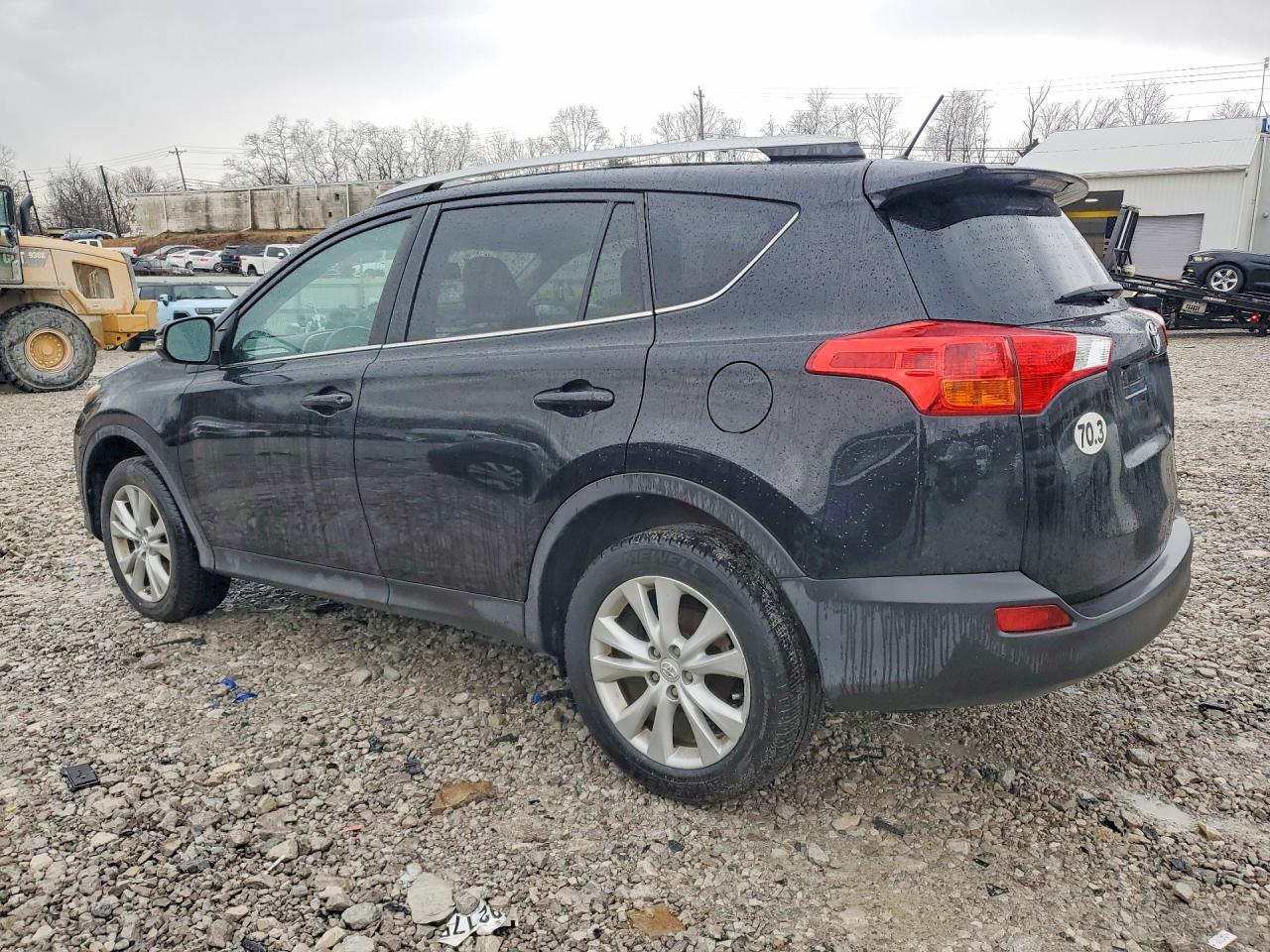 2015 TOYOTA RAV4 LIMITED photo 4