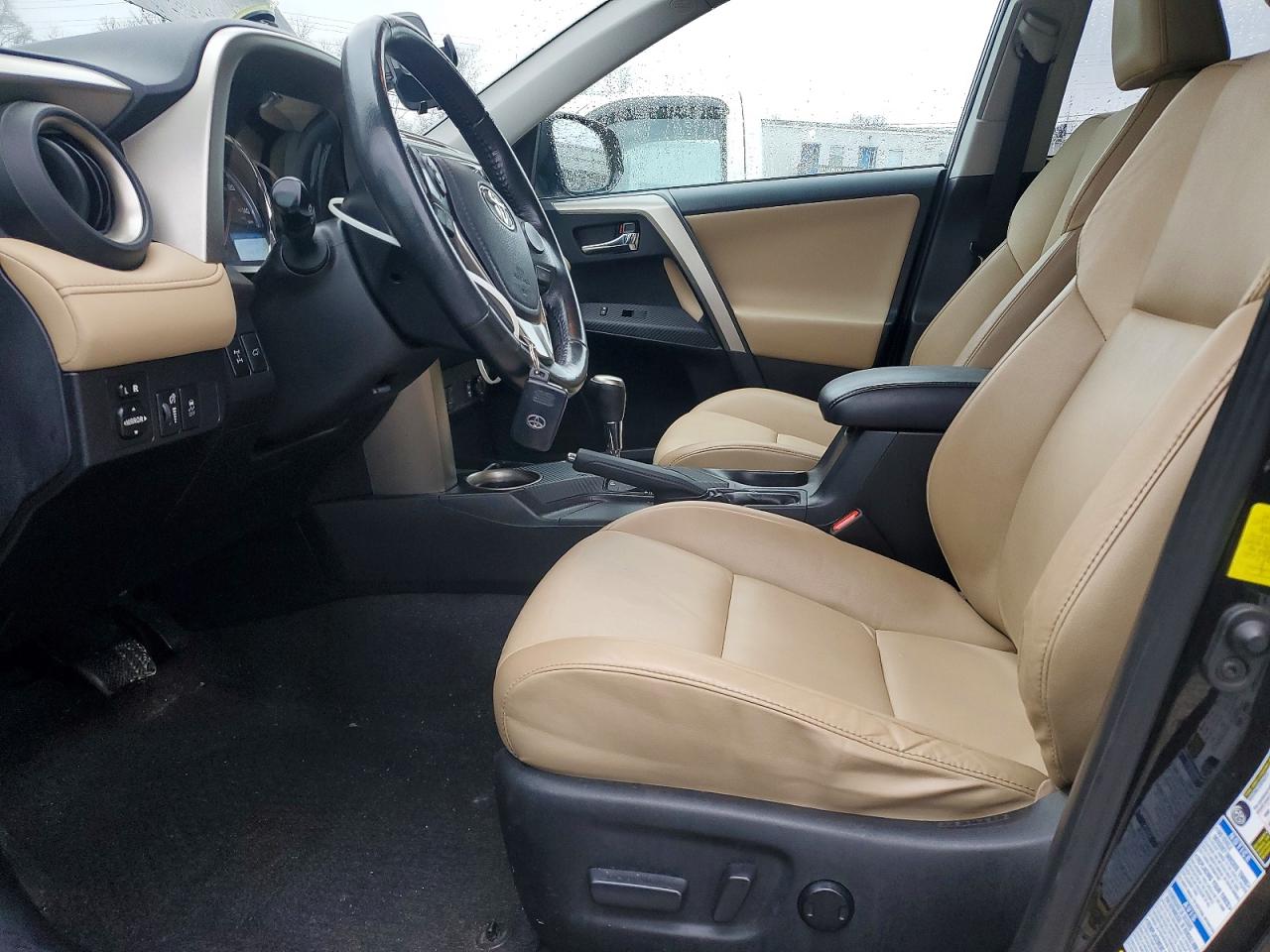 2015 TOYOTA RAV4 LIMITED photo 19