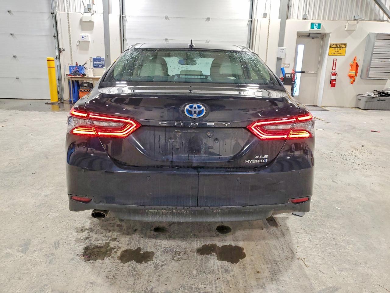 2022 TOYOTA CAMRY XLE photo 11
