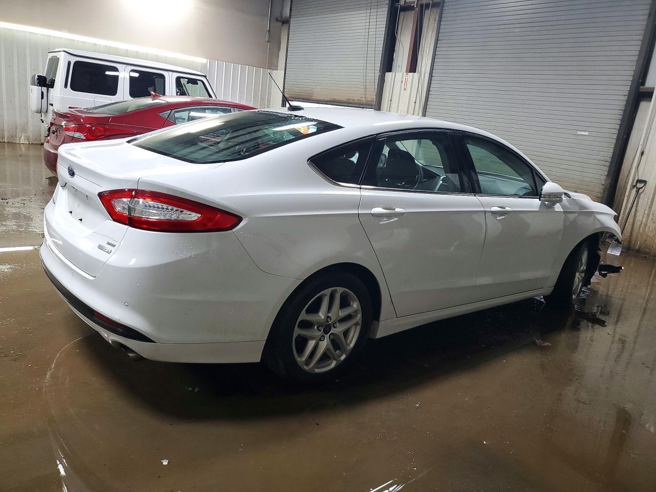2015 FORD FUSION SE photo 3