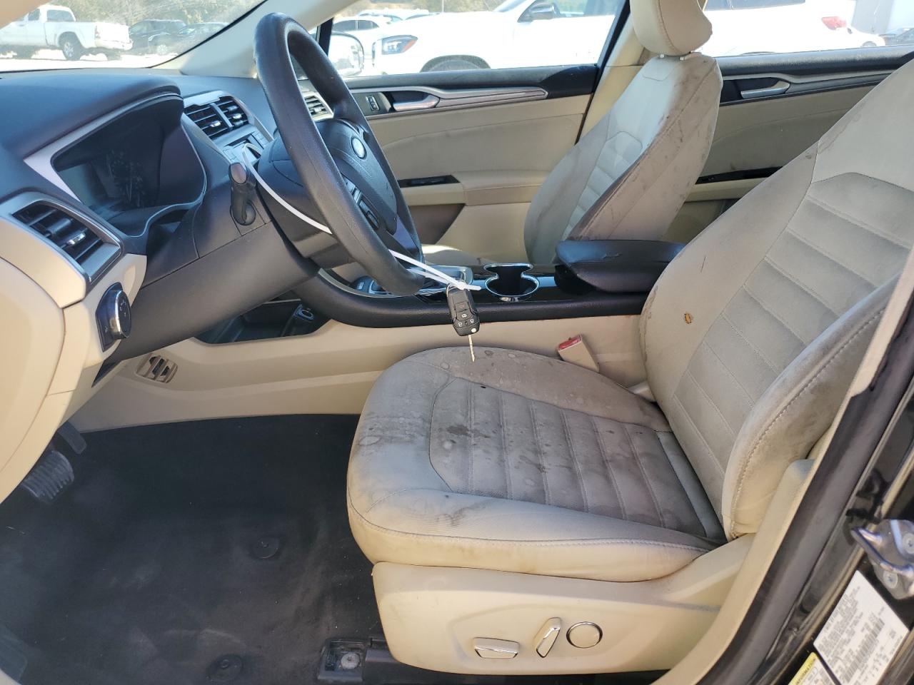 2015 FORD FUSION SE photo 19