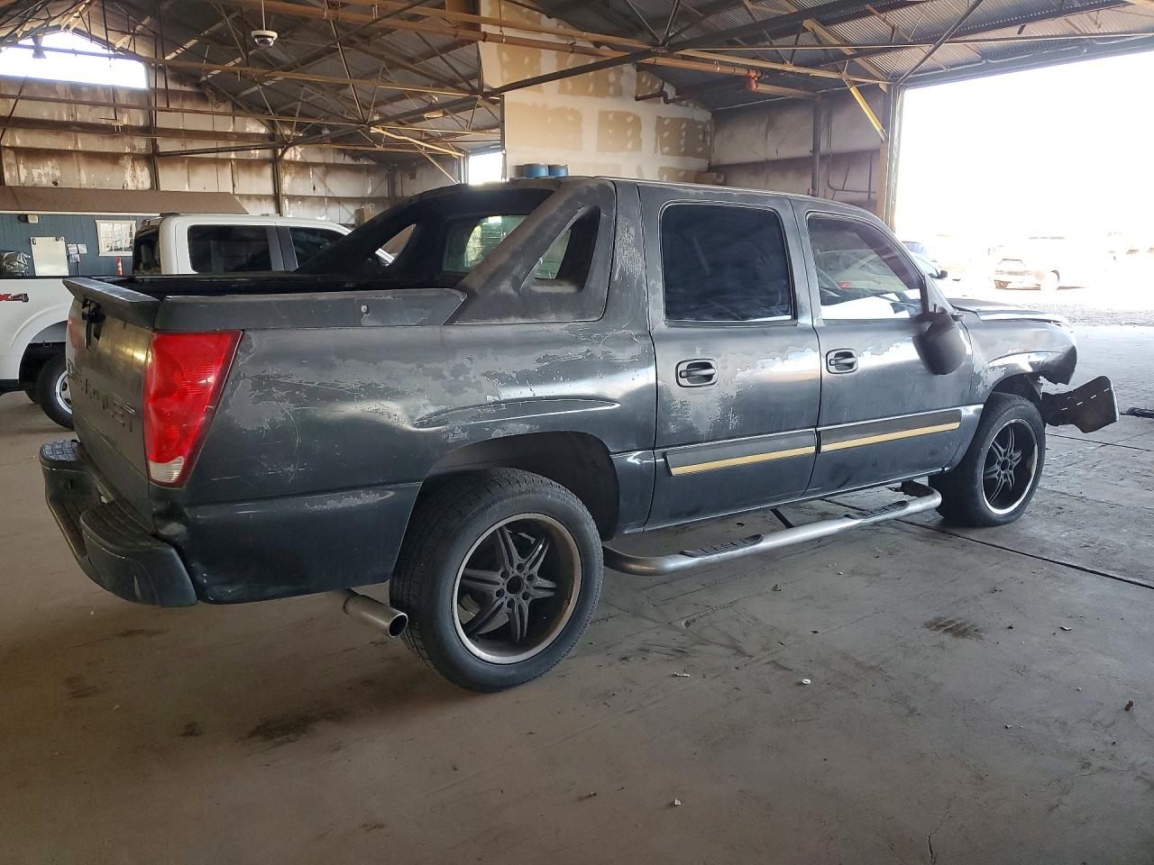 2005 CHEVROLET AVALANCHE C1500 photo 3