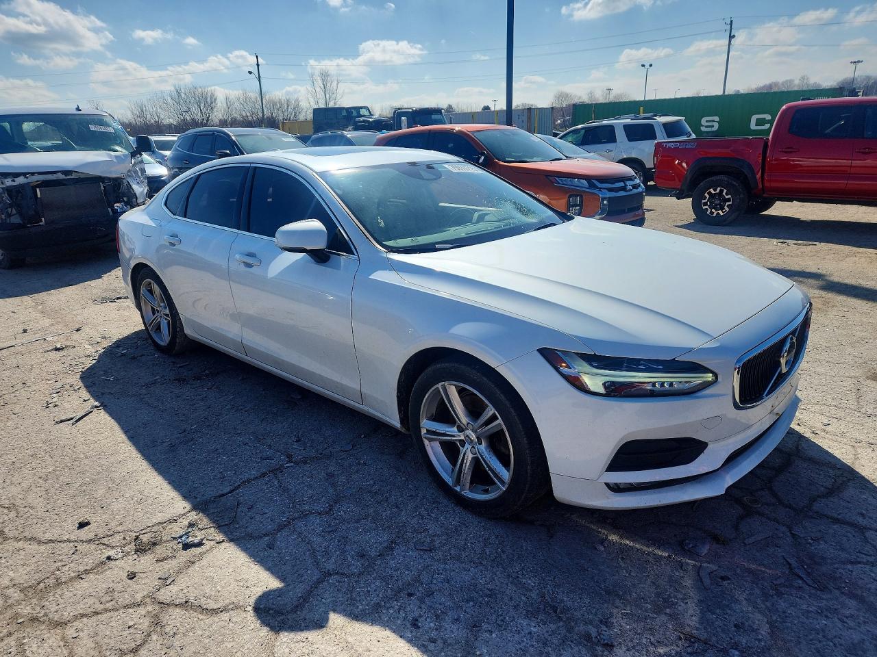 2017 VOLVO S90 T5 MOMENTUM photo 10