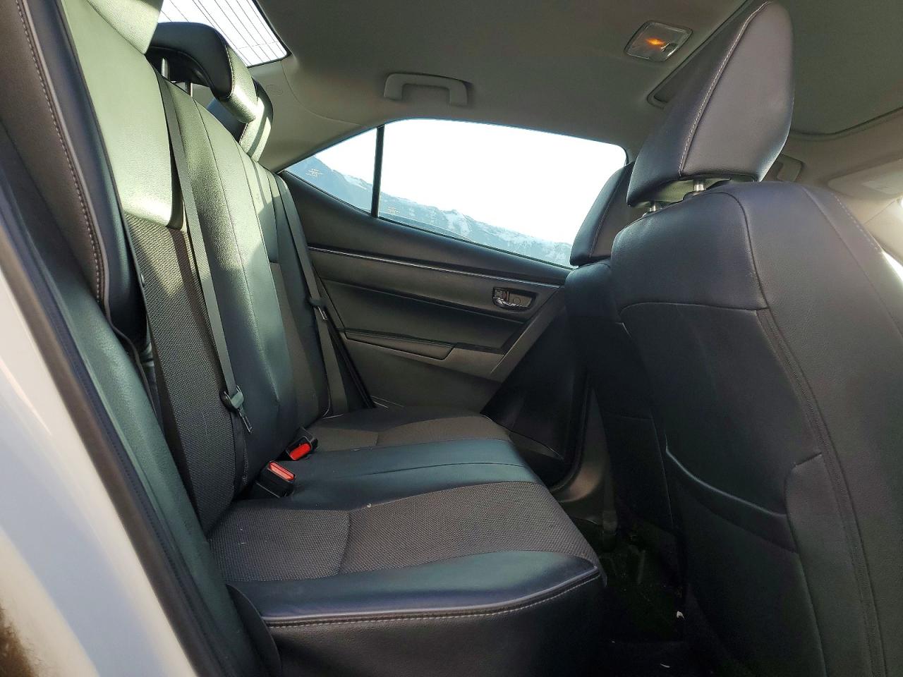2014 TOYOTA COROLLA S PLUS photo 10