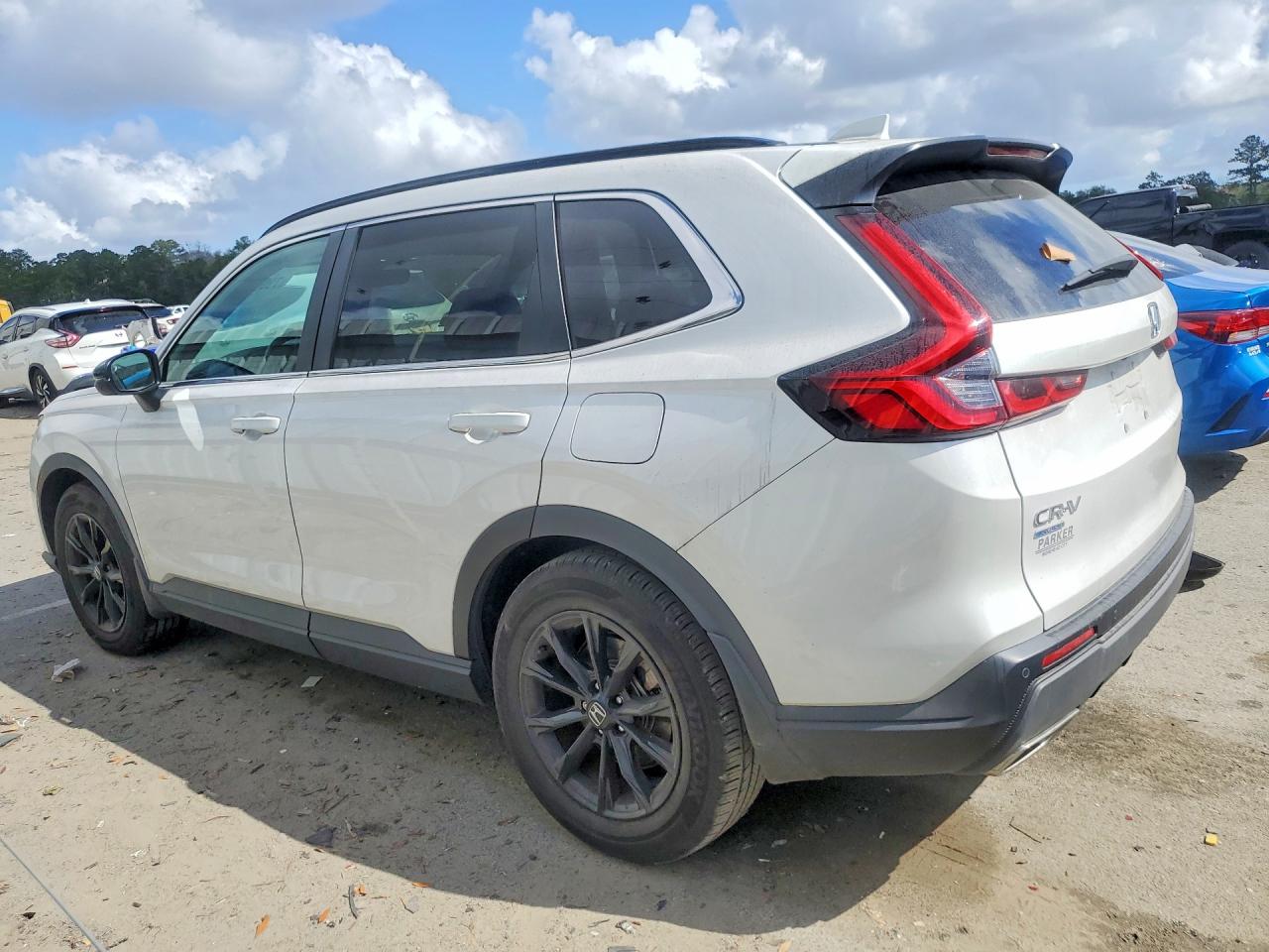 2024 HONDA CR-V SPORT-L photo 3