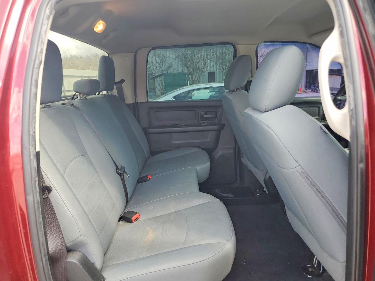 2017 RAM 1500 ST photo 28