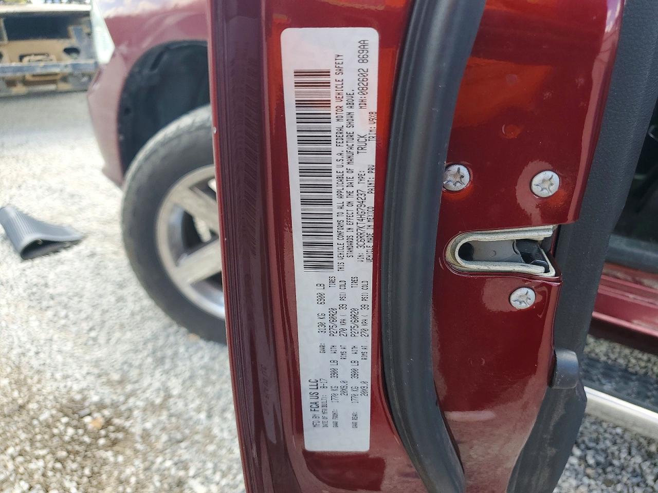 2017 RAM 1500 ST photo 34