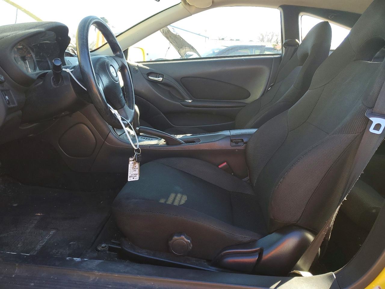 2004 TOYOTA CELICA GT photo 19