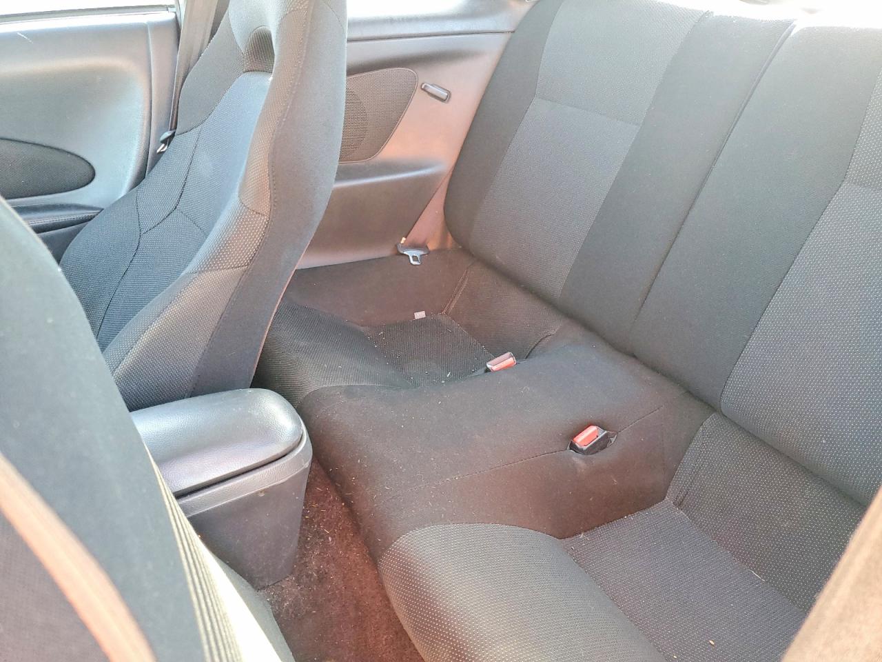 2004 TOYOTA CELICA GT photo 28
